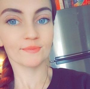 Meet your Posher, Tina